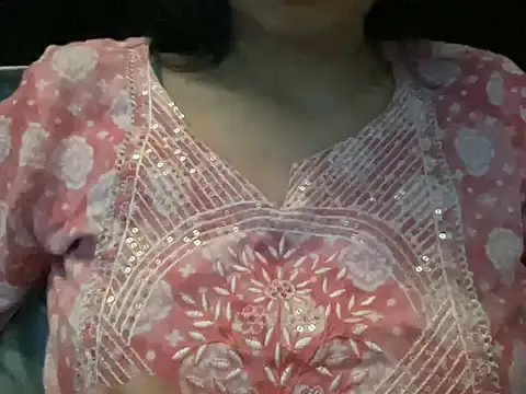 Snapshot of MysticMeher chatting on July 2026 05:20:02 AM MysticMeher online show from July 2026 05:20:02 AM