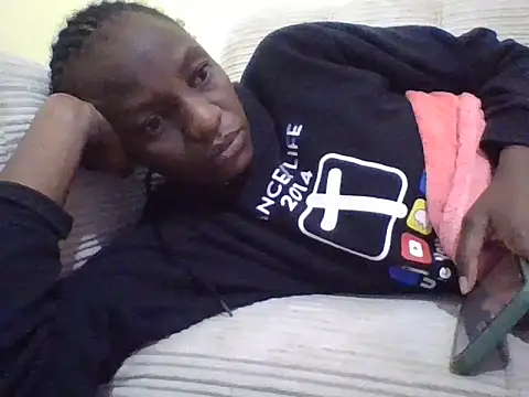Snapshot of Savannah_Leex chatting on August 2026 05:10:02 AM Savannah Leex online show from August 2026 05:10:02 AM