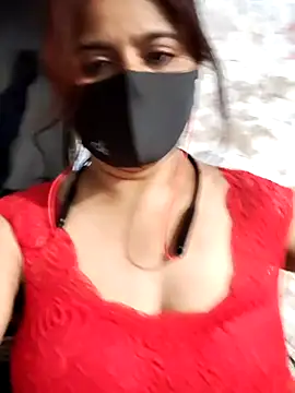 Snapshot of Nisha_Cute1 chatting on June 2026 07:35:02 AM Nisha Cute1 online show from June 2026 07:35:02 AM
