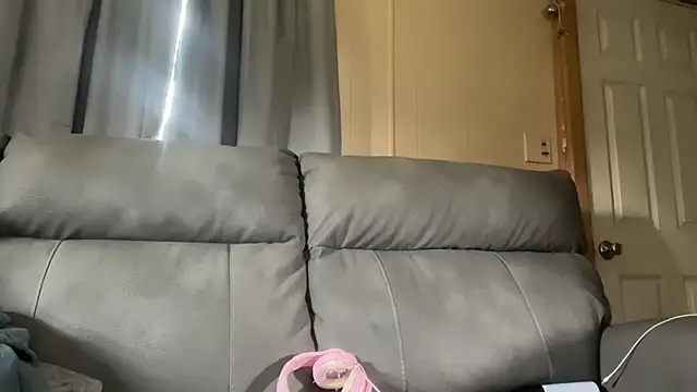 BugsAndDazey online show from July 2026 04:34:01 PM