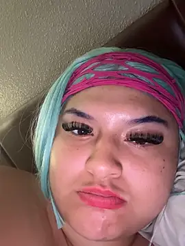 Snapshot of puchibad chatting on June 2026 01:54:01 AM puchibad online show from June 2026 01:54:01 AM