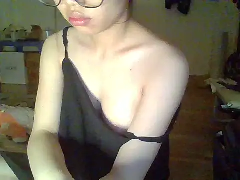 Bonnie-ee online show from June 2026 02:01:01 PM
