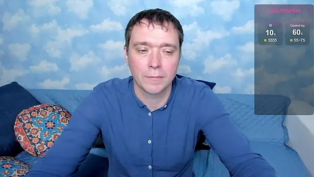 Snapshot of MenyCooper chatting on July 2026 04:54:01 AM MenyCooper online show from July 2026 04:54:01 AM
