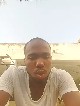 Snapshot of TheChocoTentation chatting on July 2026 11:18:01 AM TheChocoTentation online show from July 2026 11:18:01 AM