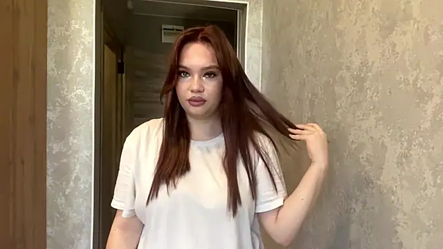 Snapshot of MollyFenx chatting on July 2026 10:10:01 AM MollyFenx online show from July 2026 10:10:01 AM