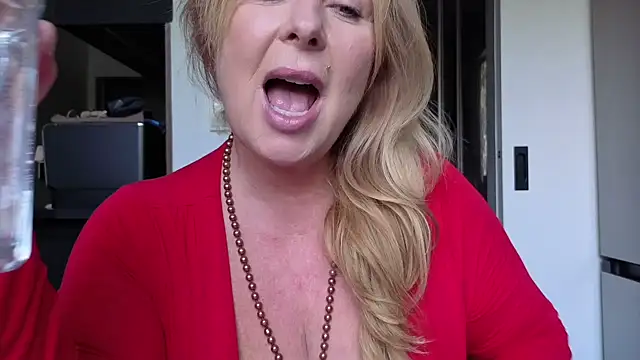 TammyJeann online show from July 2026 08:19:02 AM