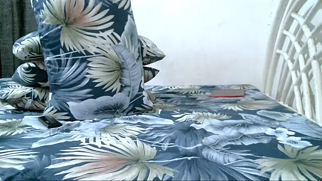 dominant mistress69 online show from December 2025 11:21:01 PM