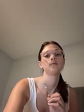 Ezrababes online show from July 2026 11:22:01 PM