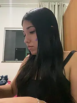 alicemaciel22 online show from June 2026 09:49:01 PM