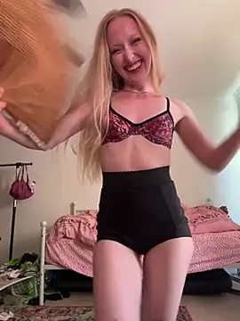 Snapshot of ekaterina-goddess chatting on July 2026 02:08:01 AM ekaterina-goddess online show from July 2026 02:08:01 AM