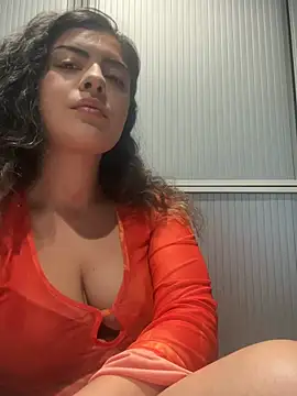 Snapshot of Aylin_Sugar chatting on July 2026 02:10:01 PM Aylin Sugar online show from July 2026 02:10:01 PM