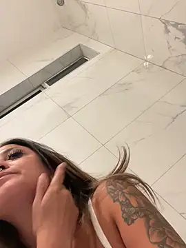Beelovee98 online show from July 2026 04:26:02 AM