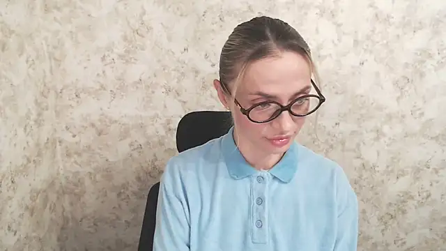 MerryRose33 online show from July 2026 05:12:02 PM