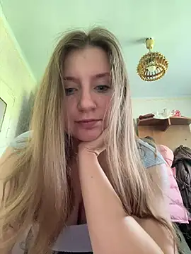 Eliza4121 online show from July 2026 05:57:01 AM