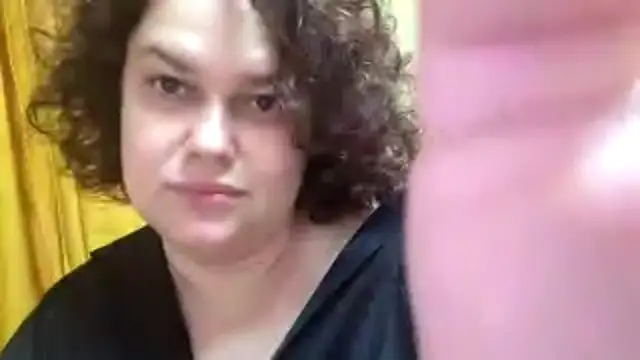 Snapshot of QueenGenra chatting on July 2026 07:21:01 PM QueenGenra online show from July 2026 07:21:01 PM