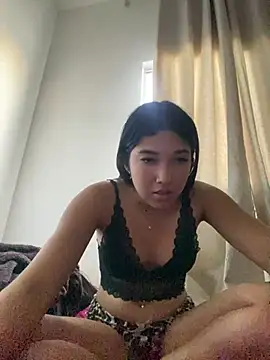 Snapshot of aliceeemendes chatting on July 2026 07:31:01 PM aliceeemendes online show from July 2026 07:31:01 PM