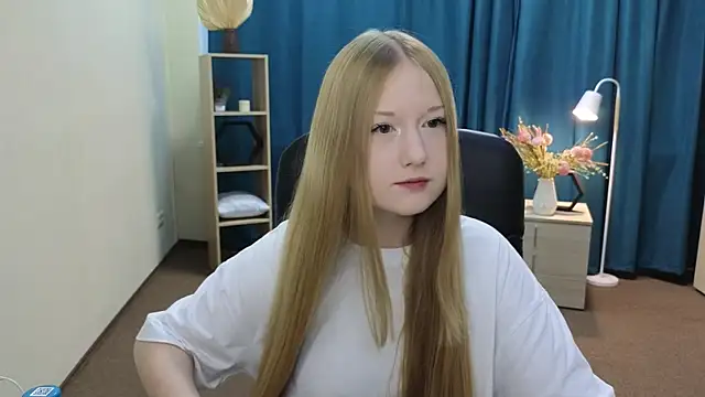 Snapshot of LashondaBloemer chatting on July 2026 04:19:01 AM LashondaBloemer online show from July 2026 04:19:01 AM