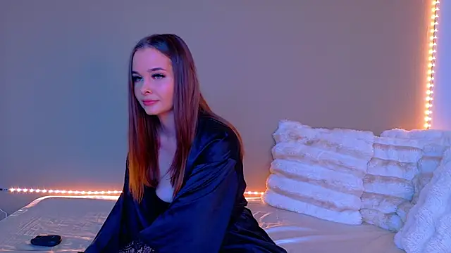 Snapshot of Sellenna_ chatting on July 2026 04:42:01 AM Sellenna online show from July 2026 04:42:01 AM