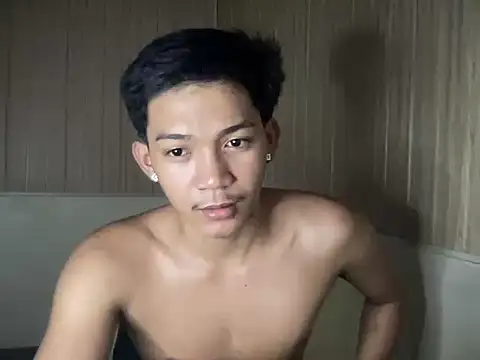 YourcumBoy77 online show from July 2026 06:05:01 AM