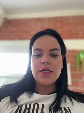 AliceStarshine online show from March 2026 04:00:01 PM