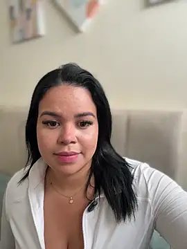 AliceStarshine online show from March 2026 03:26:02 PM