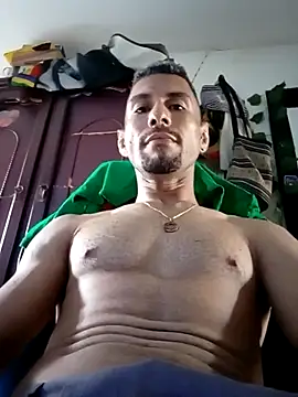 BrayanPolo online show from July 2026 08:33:01 PM