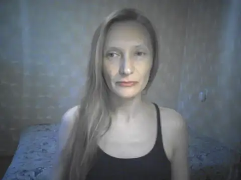 Snapshot of LunaBelle2 chatting on July 2026 06:24:02 PM LunaBelle2 online show from July 2026 06:24:02 PM