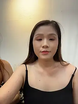 Snapshot of mimi_wife chatting on July 2026 06:37:02 AM mimi wife online show from July 2026 06:37:02 AM