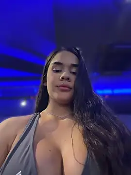 BellaLeclair  online show from July 2026 07:49:02 PM