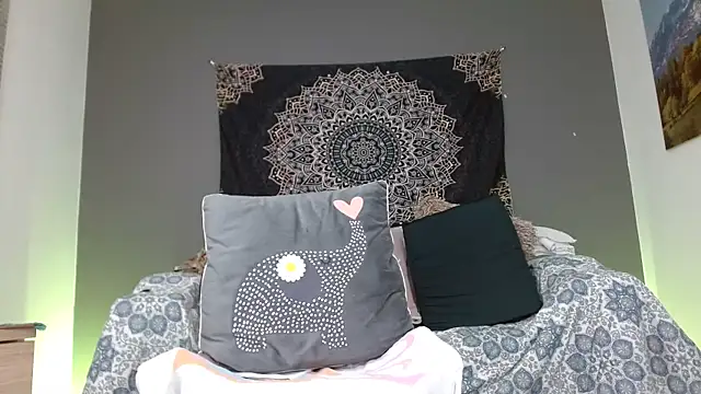 katiasupreme1 online show from November 2025 06:14:01 PM