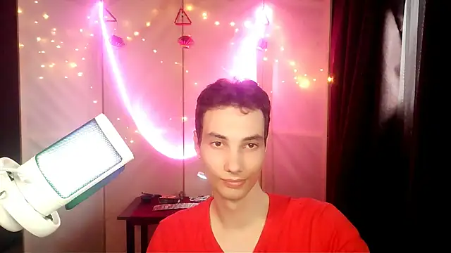 Snapshot of Merlin__Good chatting on July 2026 03:38:02 PM Merlin Good online show from July 2026 03:38:02 PM