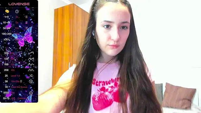 Snapshot of Pink_Soda2 chatting on July 2026 06:07:02 AM Pink Soda2 online show from July 2026 06:07:02 AM