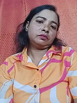 Snapshot of queen_1211 chatting on July 2026 01:54:01 AM queen 1211 online show from July 2026 01:54:01 AM