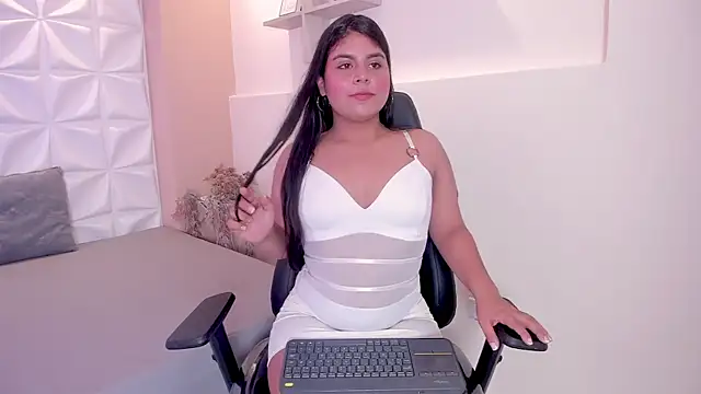 MadisonThompsons  online show from July 2026 12:41:02 PM