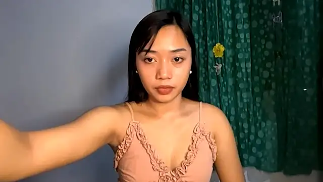 Snapshot of MickieCostlow chatting on July 2026 09:36:02 AM MickieCostlow online show from July 2026 09:36:02 AM