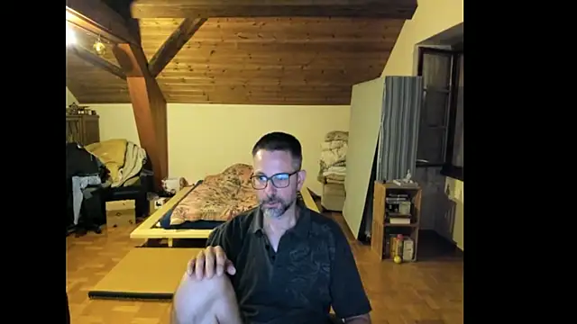 supersquirrel online show from July 2026 11:33:02 PM