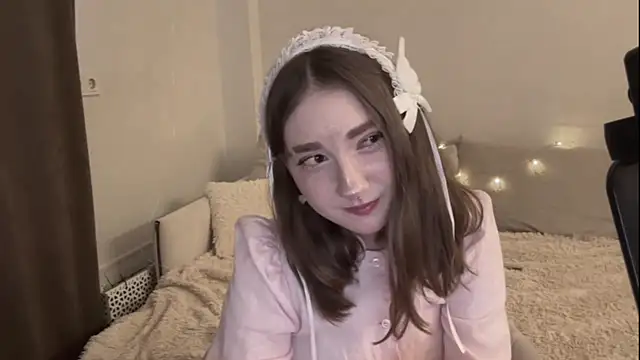 LolaPanzica online show from July 2026 12:19:02 PM