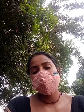Snapshot of Poojakumari20 chatting on July 2026 05:58:01 AM Poojakumari20 online show from July 2026 05:58:01 AM