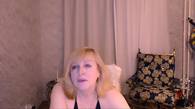 Snapshot of Samantha_Si chatting on May 2026 07:11:02 PM Samantha Si online show from May 2026 07:11:02 PM