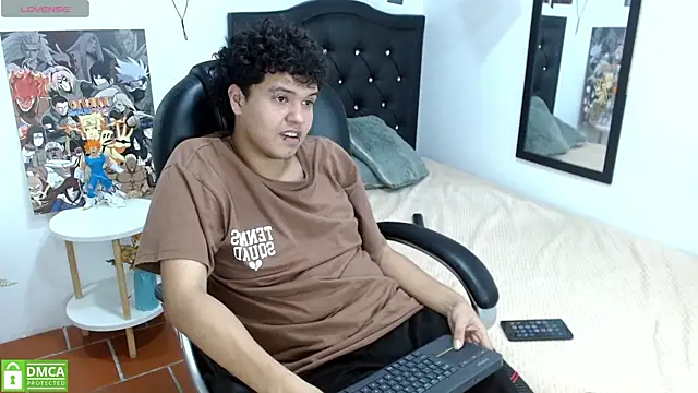 Snapshot of ethan_cortes chatting on July 2026 07:19:02 PM ethan cortes online show from July 2026 07:19:02 PM