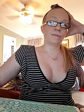 Snapshot of XxMs_StarzxX chatting on January 2025 04:48:02 PM XxMs StarzxX online show from January 2025 04:48:02 PM