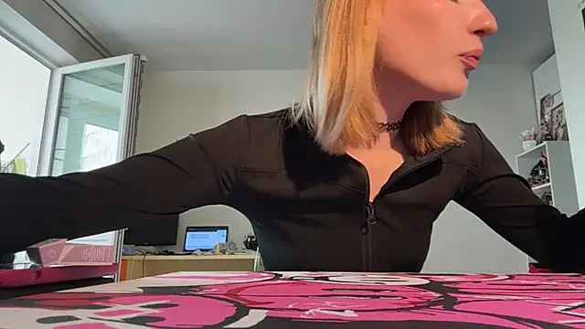 Snapshot of AnastaciaUltsch chatting on July 2026 10:39:01 AM AnastaciaUltsch online show from July 2026 10:39:01 AM