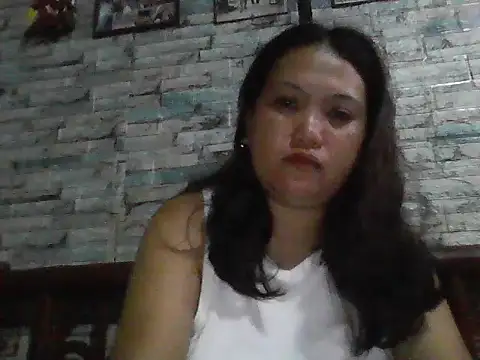 Snapshot of Lunasky05 chatting on July 2026 12:51:02 PM Lunasky05 online show from July 2026 12:51:02 PM