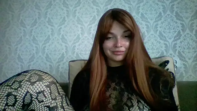 Snapshot of EvaDelicious_ chatting on July 2026 04:27:02 PM EvaDelicious online show from July 2026 04:27:02 PM