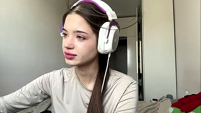 Snapshot of NicolleBarreto chatting on July 2026 04:59:02 AM NicolleBarreto online show from July 2026 04:59:02 AM