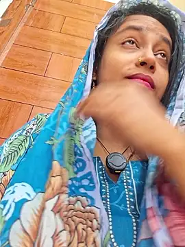 Snapshot of Beauty_Akhter chatting on July 2026 07:39:02 AM Beauty Akhter online show from July 2026 07:39:02 AM