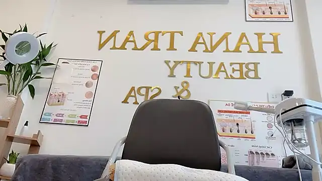 Katy Bae online show from November 2025 04:44:02 AM