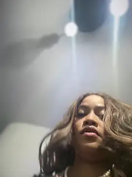 Snapshot of riri_brunnete chatting on March 2026 04:03:01 AM riri brunnete online show from March 2026 04:03:01 AM