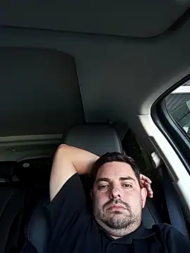 robredoj online show from October 2025 08:15:01 PM