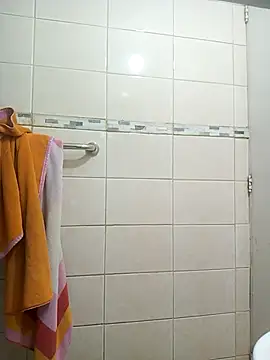 robredoj online show from November 2025 10:53:02 PM